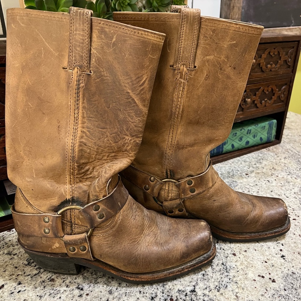 Frye Harness Vintage Brown Leather Boots